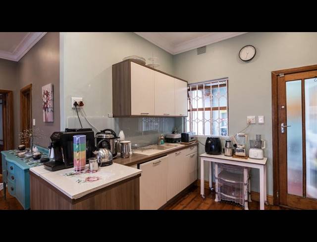 2 BEDROOM HOUSE FOR SALE IN UNIVERSITY ESTATE